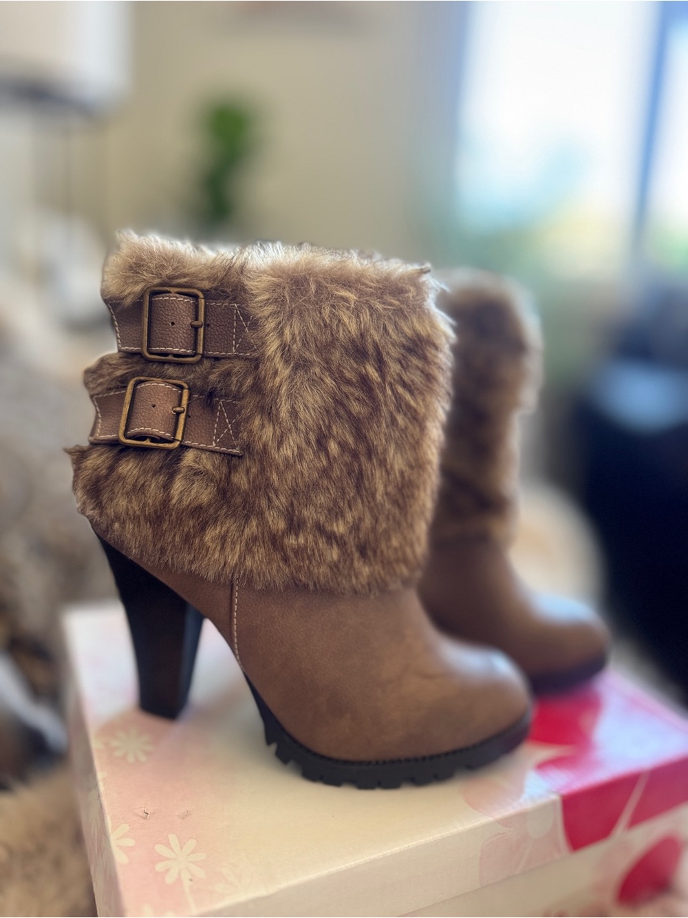 New Faux Fur Buckle Ankle Boots - Brown size 7.5